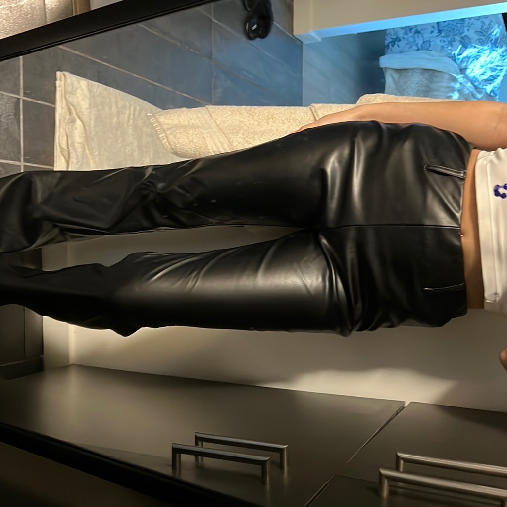 Women’s Basic Leather Pants